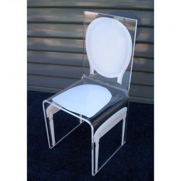 Transparent chair by Aitali