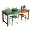 Grüner Vintage-Tisch